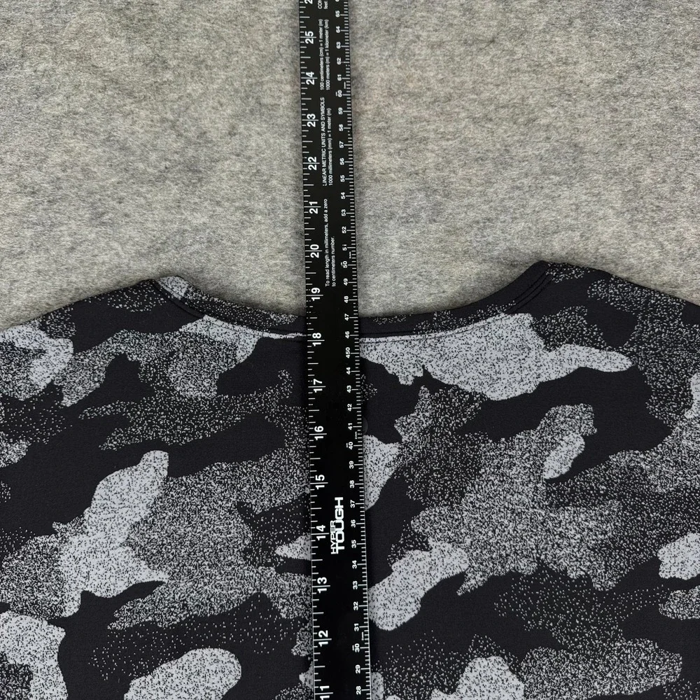 Lululemon‎ Cates Crop Tee Heritage Speckle Camo Womens 10